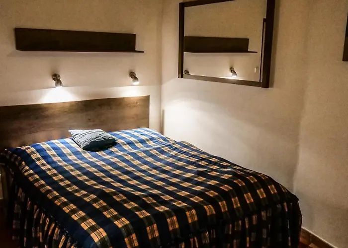 Na Hradbach 4*